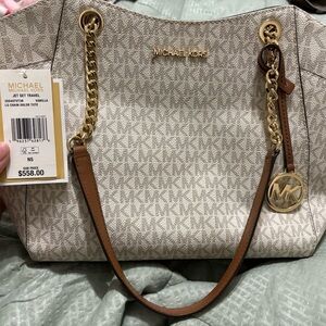 Michael Kors Vanilla Shoulder Bag